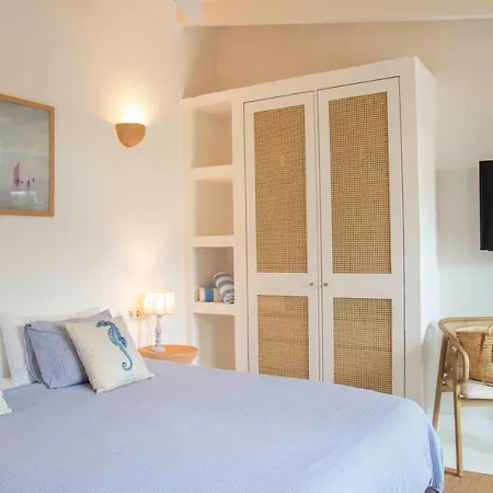 Bed & Breakfast The Sea Club