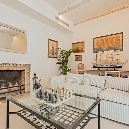 The Sea Club Bed and breakfast 3*