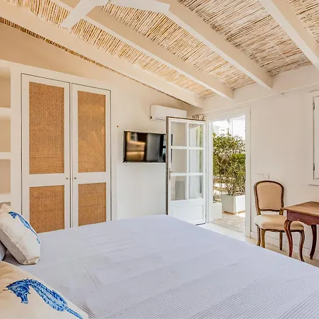 Bed and breakfast The Sea Club 3*